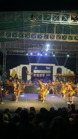 Budalan Warok @TURONGGO YUDHO BUDOYO 🔥 #waroktemanggungan #turonggoyudhobudoyobatursari #nyong_temanggung #videolebihpanjang #waroktemanggunganwaroksurup #klonosewandono #hokyatemanggung #temanggunghits #fyp 