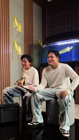 sama fisky rebian @Rizky Febian 