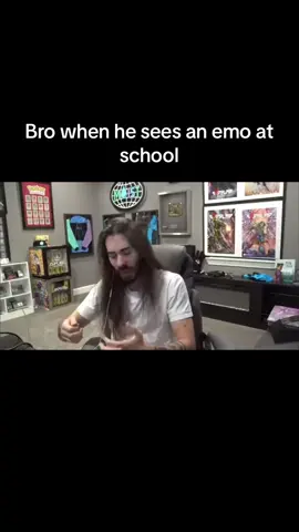 #CapCut #school #outofcontext #fyp #moistcr1tikal #emo #bro 