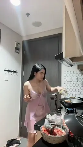 masak apa ya malam ini.. #CapCut #TikTok #Indonesia #tiktokindo #Reels #Story #Viral  #Fyp #fypシ゚viral #Fy #Girl 