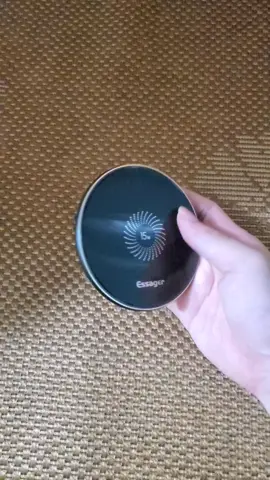 Đế sạc nhanh không dây chuẩn Qi chính hãng Essager. #xuhuongtiktok #xuhuong #fyp #sackhongday #am #desackhongday #essager #review #chinhhang #sacnhanh #tiktokshop #muataitiktok #muataitiktokshop 