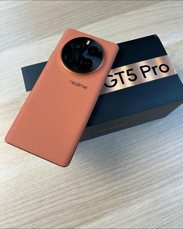 #realme #realmegt5pro #unboxing #firstimpression #handson #antutu #benchmark #score #flagship #flagshipkiller #2024 #fyp #fypシ #fypシ゚viral #azoznvrend #1millionaudition 