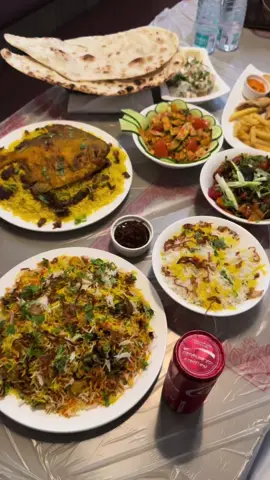 من افضل المطاعم في حفر الباطن #طلعوني_اکسبلور  #قصر_الليوان  #مطاعم_حفرالباطن  #fypシ  #غدا #حفرالباطن_الان  #explore  #اكل #مجبوس_دجاج  #زبيدي #سمك #حفرالباطن_القيصومه 