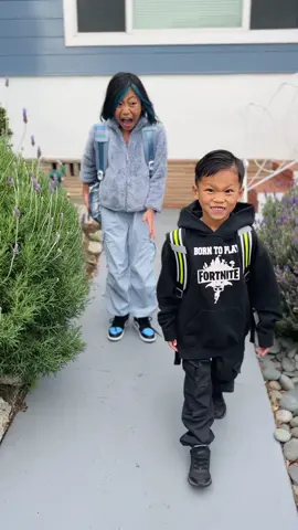Kinder and 5th. ❤️ Always be my babies. 🥹😭 #firstdayofschool #MomsofTikTok #momlife #kidsoftiktok 