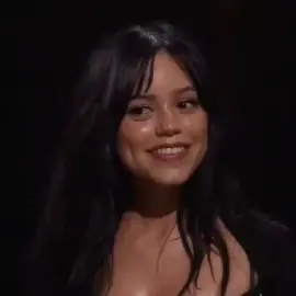 please jenna omgg #fyp #foryou #foryoupage #jennaortega #tongue #pretty #jimmyfallon #tonightshow #game #shock 