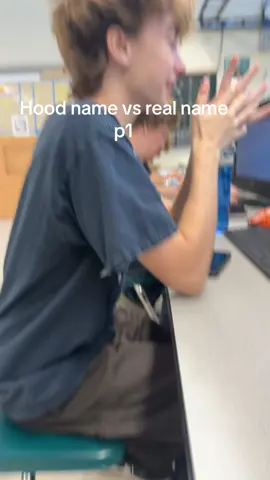 “Lil tman robs geppedos” 😹😹 #thug #thugname #hoodname #meme #funny 