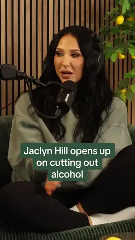 This week, @Jaclynhill vulnerably opens up about her experience with depression and alcoholism, the turning point in her life that inspired her to seek sobriety, and offers honest advice for anyone fearful of giving up alcohol. Listen to the episode now on Spotify and Apple Podcasts, or watch it on YouTube! 💛⁠ @Farnum @Tay Lautner @Taylor Lautner  #thesqueezepodcast #addiction #jaclynhill #youtube #thesqueeze #beauty 