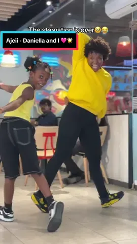 Shine on STARGYAL JNR🩷🌟  @Centy Daniella🦅🇬🇭  Take this one open your bele😅😂😋 #afronitaaa #stargyal Dc: @Vimz and I