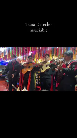 Una excelente sorpresa para mamá ‼️‼️‼️‼️‼️‼️‼️feliz cumpleaños madre 👩🏻‍⚕️ una vuelta mas al sol ☀️ #viral #destacados #Recuerdos #parati #FrasesDeMama #tuna #tunauniversitaria #tunaderechounsaac @Jimmy Ricardo Villa @Maya Anco Tito @Nerodela375 