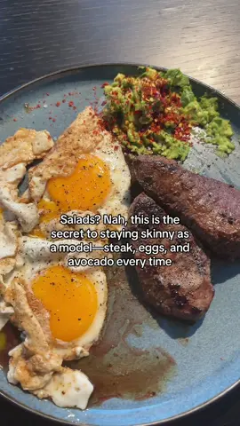 Steak, eggs, avocado🥩🍳🥑 #steak #eggs #avocado #wholefoods #model #diet #wieiad #nocarbs #nosugar #Foodie #modeldiet #food #foodinspo #cooking #meal #gym #modelling #beauty 