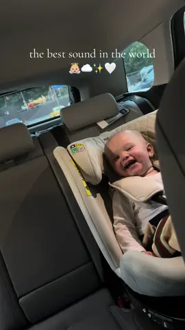 No better sound than your baby laughing👼🏼🤍✨☁️ #fypage #wholesomemoments #motherhood #boymum #babylaugh #cutemoment #trending #mumsoftiktok 