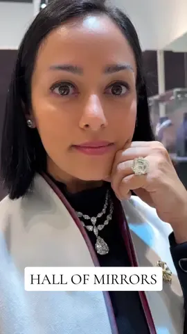 Hall of mirrors in all of its glory! An exceptional natural emerald-cut diamond ring and a dazzling natural diamond necklace from Jahan Geneve! #jewelrytok #jewelrytiktok #jewelryinspo #naturaldiamond #naturaldiamonds #highjewelry #engagementring #necklace #champagnegem #yourdailydoseofsparkle 