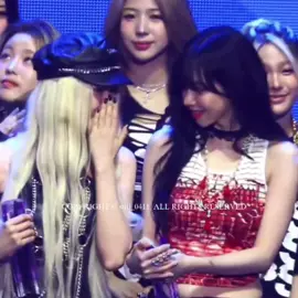 bisik² aja 👀🥰 #aespa #karina #giselle #yujimin #aeriuchinaga #kariselle #audiz 