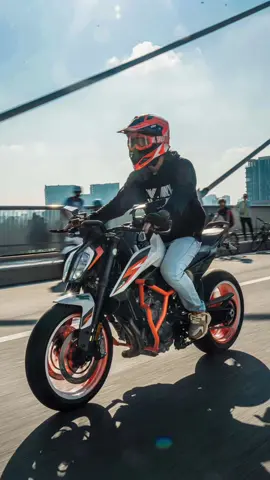 Kiểu chụp mới cùng KTM DUKE 790 #fiftysixteam #56team #ktm #duke790 #pkl #moto #photography #sony #canon #apple #tiktokgiaitri #fypシ #xuhuong #sportbike #CapCut 