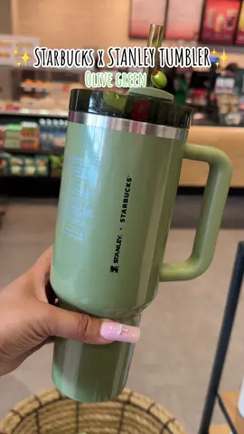 I wasnt expecting this drop 🫒 dropped today also available in 🇨🇦 for the first time @Stanley 1913 x @Starbucks @starbuckscanada #stanley #starbucksxstanley #starbucks #StanleyCup #stanleytumbler #tumblersoftiktok #tumbler #40oztumbler #canada #tumblerviral #stanley1913 #tumblers #stanleyquencher #starbuckscanada #collaboration #fallseason #seasonal #fypシ゚viral #girlythings 
