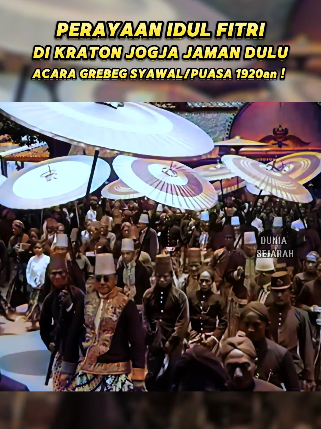 Kemeriahan Idul Fitri di Keraton Yogyakarta Tempo Dulu 1929 : Grebeg Syawal/Puasa Era Sultan Hamengkubuwono VIII..#Yogyakarta#Jogja#JamanDulu#Nostalgia#TempoDulu#ZamanDulu#JogjaJadul#YogyaLawas#JogjaDulu#Kenangan #SejarahJogja#JogjaHeritage #GrebegSyawal #GrebegPuasa #idulfitri #keratonyogyakarta #keratonjogja