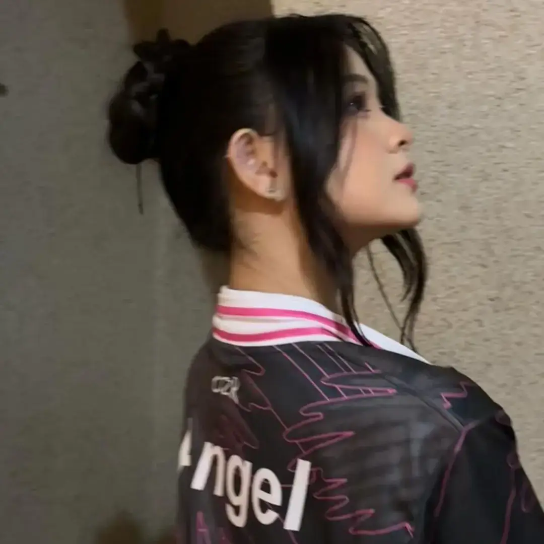 koleksi foto Christy nih, oshinya Christy hadir ga⁉️  #cristyjkt48 #toya #jkt #jkt48 #kitty #fyp #geserphoto  foto siapa lagi nih⁉️