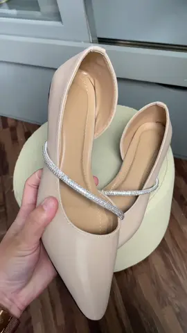 Si cantik yg siap menemanimu ke kondangan girls, cakep bgt buat melengkapi outfit kebayamu😍💗 #fypシ #sepatukondangan 