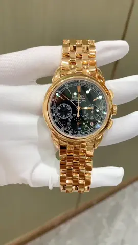 #watch #fyp #foryou #fyp #bling #fashion #wristwatches #watches 