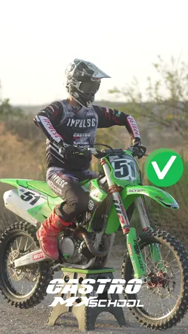 ✍️Transforma tu posición❤️‍🔥 🎥 @Yorman Chaparro  #mx #moto #motocross #offroad #tips 
