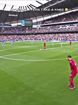 Zaha was different 🥶🔥 #football #Soccer #vairal #foryou #footballmoments 