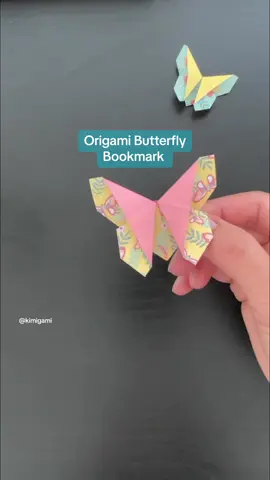 Simple and easy origami butterfly corner bookmark 🦋 #origami #butterfly #origamibutterfly #kimigami #tiktokorigami #origamitutorial #折り紙 #easyorigami #origamitiktok 