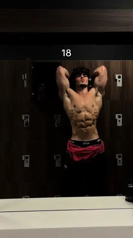 Thank all of you guys for 90k🙏🙏 100k en route‼️ #BodyBuilding #aesthetics #gym #fyp 