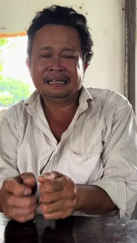 Vợ ơi chồng biết lỗi rồi vợ ơi! Chồng hứa sẽ bỏ hết tất cả chỉ mong vợ về bên chồng