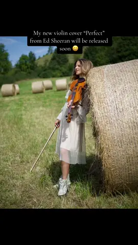 My new violin cover “Perfect” from Ed Sheeran will be released soon. Feel free to use this sound in your bideos right now 😄 #perfect #violincover #edsheeranperfect #musician #violinist