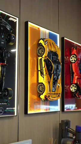 We have designed a new background for McLaren P1.😉#afol #lego #legotechnic #legomclaren #mclarenp1 