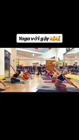 Cuối tuần căng thật căng #yogathudaumot #yogabinhduong #yogaphuongthuy #daotaohuanluyenvienyoga #yogaonline #daotaohuanluyenvienyoga #yogaonline #yogaonlinequazoom #yogaonlinetainha #Trending #yoga #yogatrilieu #yoganentang #yoganangcao 