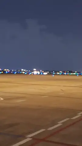 Chỉ mong em sẽ chọn đúng người  Thật lòng thương lấy em #yeumaybay  #vietnamairlines  #tiktokawardsvn2024 