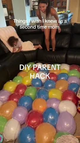 Mom hack DIY bouncy bed! Try this with your kids for endless fun! #momhack #parenthack #balloons #MomsofTikTok #momlife #parenting #momtips #parentsoftiktok #diyplay #kidsactivities 