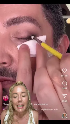 Hoy seguimos el tutorial de @makeupbybart para hacernos unos “Foxy eyes” en párpado caído ¿os gusta el resultado? #parati #foryou #viral #makeup #maquillaje #eyeshadow #makeuptutorial 
