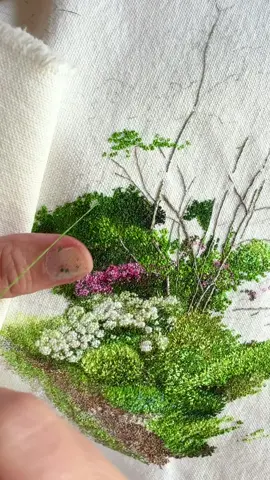 #embroidery #embroideryprocess #embroideryblog #刺绣 #stickerei #threadpainting #вышивка #刺繍 #เย็บปักถักร้อย #자수 #embroidering #needlework 