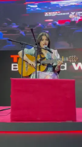 قبل شهرين تقريبا لما شاركت في مؤتمر تيدكس وكنت امثل الفن والمرأه العراقيه فيه❤️❤️  #اكسبلور #اغاني #تيدكس #tedx #اكسبلورر #مغنيين #اغاني #وداعت_امي_نظر_عيني #نورمحمد #Sing_Oldies #اغاني_حب #العراق #الشعب_الصيني_ماله_حل😂😂 #عزف #جيتار #عرض #اكسبلورexplore #اكسبلور_فولو #اكسبلورر #تيك #ترند #اغاني_ترند #يوزتالنت #مشاهير_تيك_توك #مشاهير_العراق 