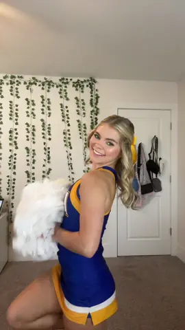 Game Day tiktoks are back!! #gameday #cheerleader #highschoolcheerleading #highschool #schsc #uniform #gamedayuniform #fortmill #fm #itsgameday #sideline #cheer #sidelinecheerleader #cheeruni #cheerleading #footballseason #football #athlete #junior #classof2026 #sccheer 