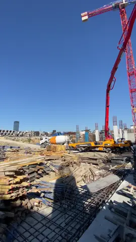 Şeflik  bu olsa gerek 🏗️ #keşfet #capcut_edit #akım #fypシ゚viral #mafia #beniöneçıkart #tiktok_india #racon #fyppppppppppppppppppppppp #şantiyeşefi #reels #tik_tok #funny #inşaatvideoları #inşaatişçileri 