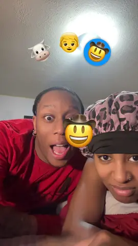 He sucks at this 😂 #kemoniandleron #foryou #couple #viral #funny 