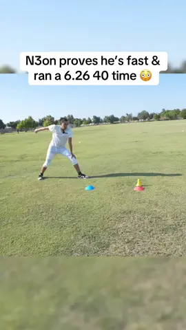 N3on proves he’s fast & ran a 6.26 40 time 😳 #n3onclips 