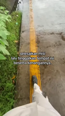 kurang lebih 2 bulan lagi😔🙂👋🏻 #fyp #xyzbca #fypage #fypシ #misi #imip_helmkuning #resign #atau? #imiphits #imipstory #fypp 