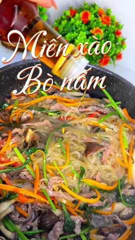 Miến xào bò nấm đổi bữa cuối tuần #HảoThíchVàoBếp #nấuăncùngtiktok #mỗingàymộtmónngon #cooking #miến #xàobònấm 