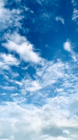 একটি আকাশ দেবো তোমায়-সোনালী রোদেলা আকাশ, কখনও সাদা মেঘের ভেলা-কখনও নীলের ছোঁয়া.!✨💙 #blue #sky #foryouシ #fypシ゚viralシ #reelsviralシ 