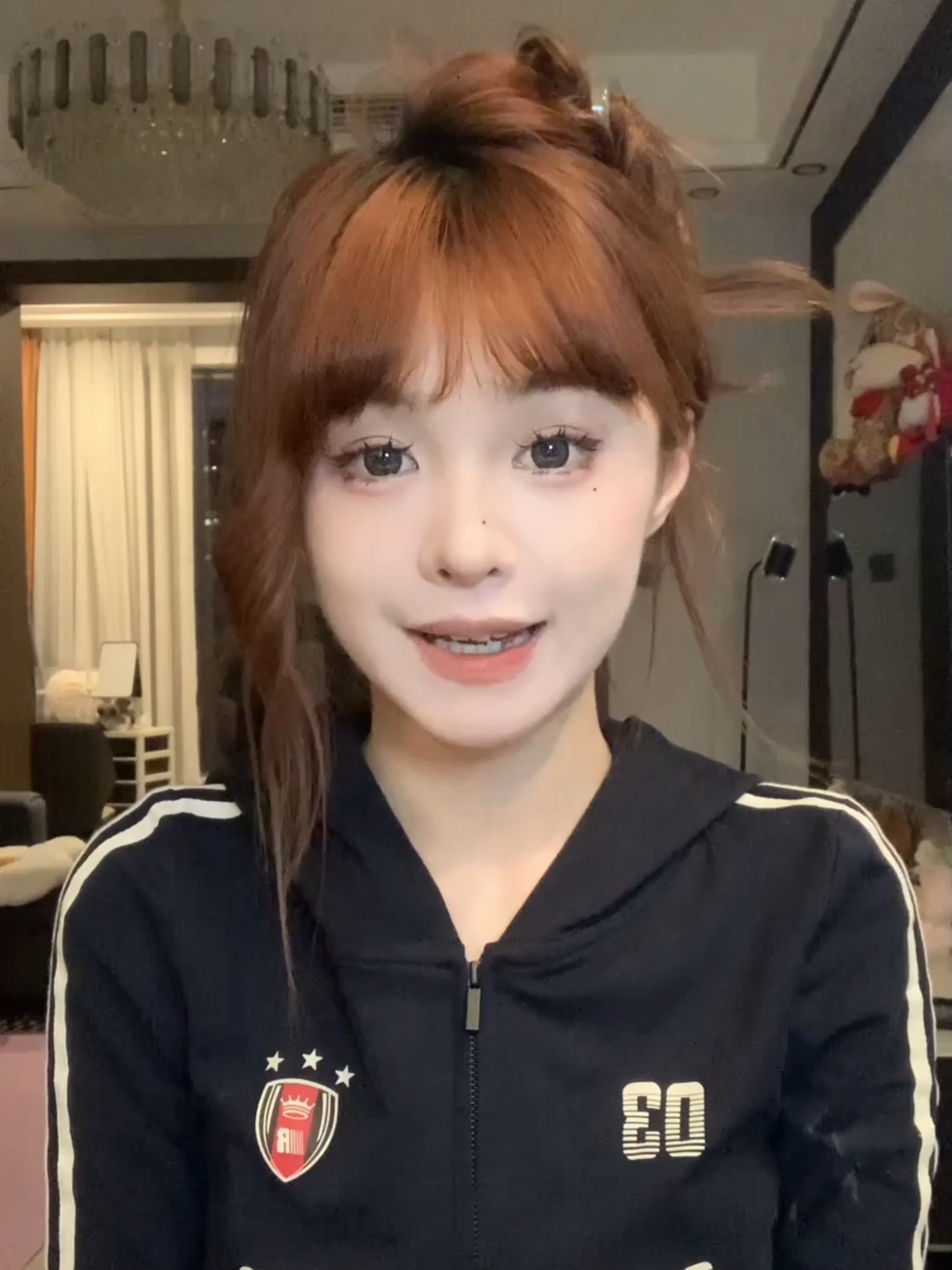 屏蔽帳號資訊是因為昨天收到官方的警告訊息 說我本人違規霸凌假帳號 😅 😅 那我只能發一條這種申明影片 來證明我是本人了 #doudn #or #fyp #foryou #foryoupagе #抖音 #抖音爸爸別限我流 #李兜兜