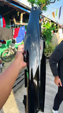 “Moon Black Gold” “TIDAK MENJUAL BODY MOTOR” Yang berminat Repaint Atau Beli Cat Silahkan Hubungi kami ya 👇 Info Repaint/Deco : https://wa.me/6282299036749 Shoppe : Dedyaboox666 IG : aboox_paint Lokasi Samarinda (mangkupalas) Kalimantan timur  Wa : 082299036749 #platktiniboss #platktmeresahkan #platkt #fyp #fypシ #samarinda #repaint #modifikasi #bunglon #viral #2023 #carbon #otomotif #catbodymotor #nmax #pcx #viral #viralvideo #viraltiktok #pcx160 #vario #cat #sunmori #yamaha #honda #suzuki #kawasaki 