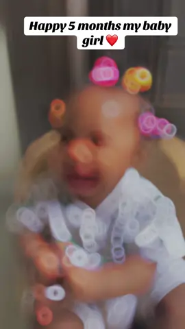 Arianna is 5months ❤️ its amazing how time moves so fast. Your smile always brightens up the room. I love you incessantly my pretty again. Lets make 6months Lit😉   #babygirl #cutestbaby #cutestbabygirl #prettygirl #daddyarianna #Love #viralposts 