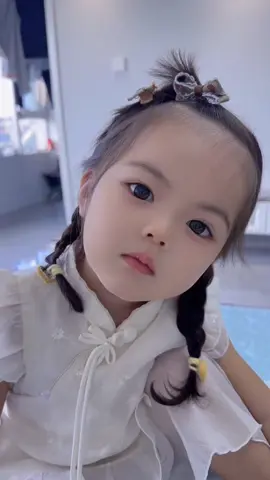 Em bé đáng yêu #embedangyeu #babycute #xuhuong #shopmeanh #xuhuongtiktok #vaychonegai 