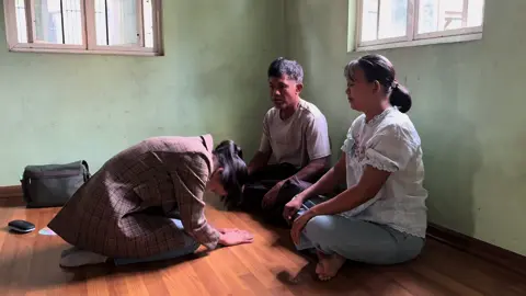 အမေငိုတော့ကိုယ်ပါလိုက်ငို🥺#日本 #fyp#ဒီတစ်ပုဒ်တော့fypပေါ်ရောက်ချင်တယ် #အမေ့အိမ်လေးကိုအရမ်းလွမ်းတယ် 🇲🇲🇯🇵🗾