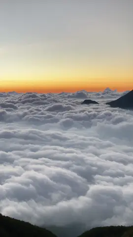 “……….” #pendakigunung #gunungindonesia 