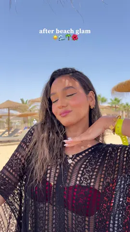 done swimming, glam time ☀️👙🍹🧊  USING @Maybelline Maroc  #sunkisserblush #summerglow 